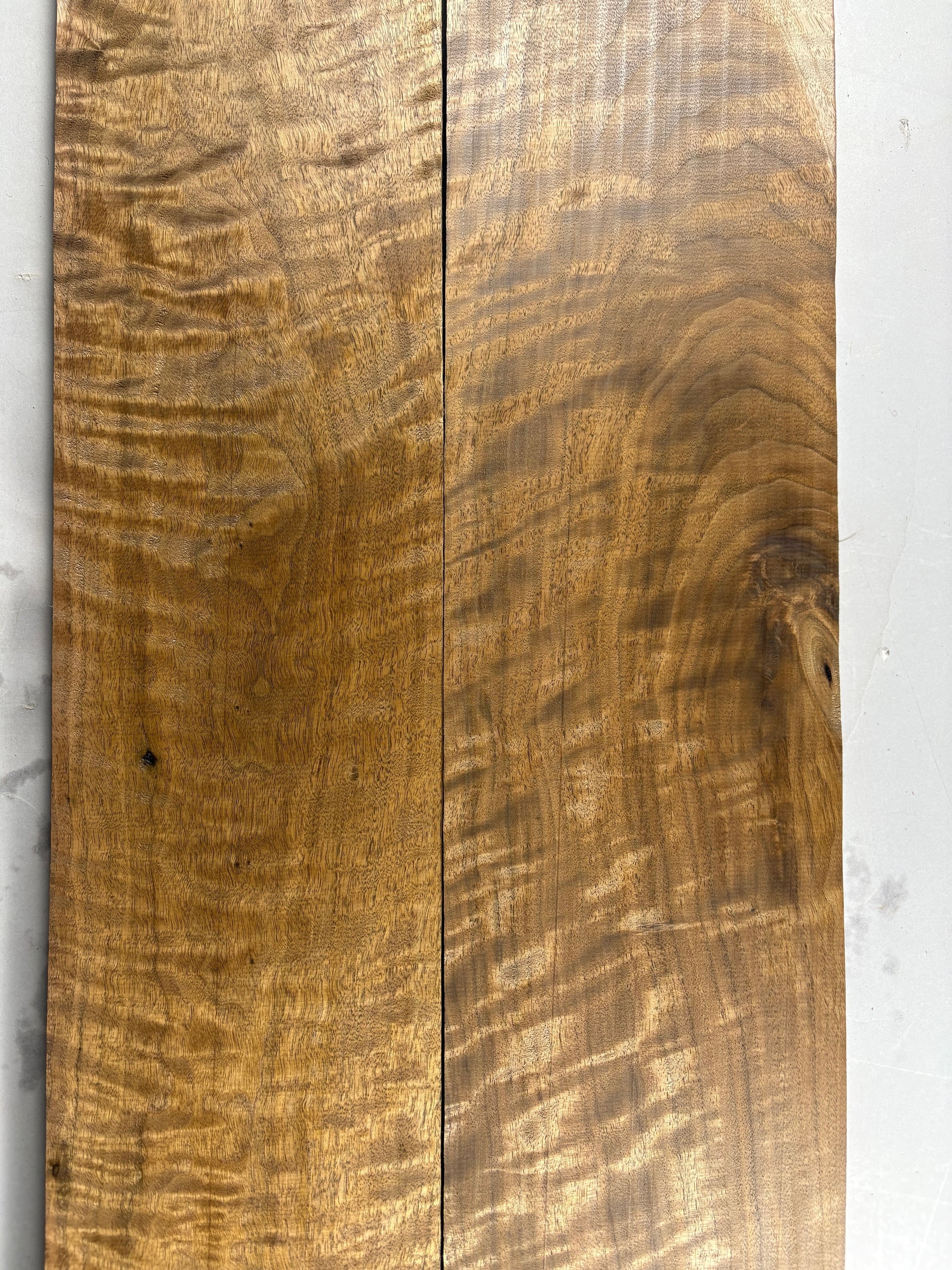 4/4 Curly Walnut (2 boards)-44CW1009-$225 Includes Shipping