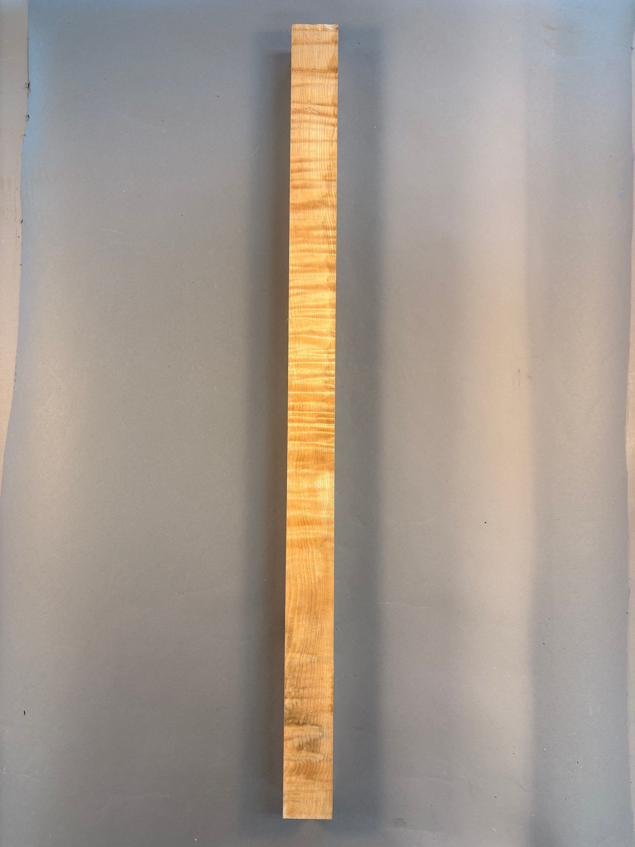 All white curly maple turning blank with heavy and thick curl pattern throughout great for game calls and pool cue blanks