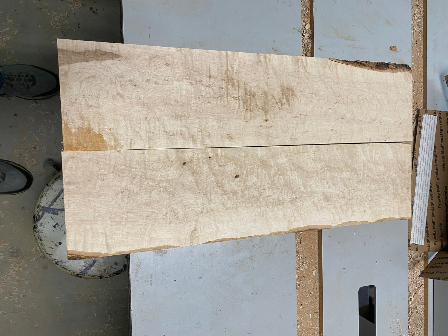 4/4 prime birdseye maple flat rate box.