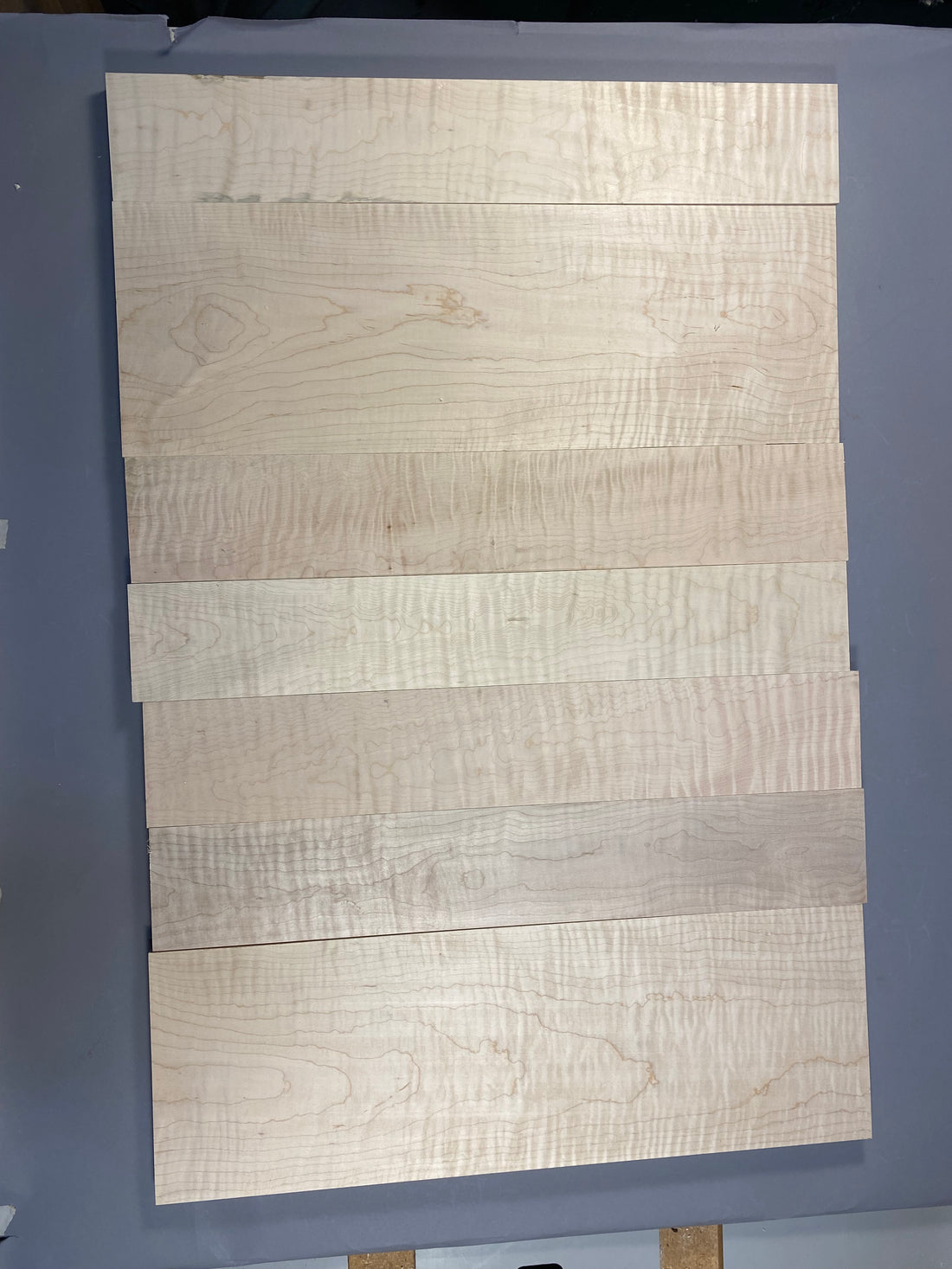 4/4 curly maple large flat rate box